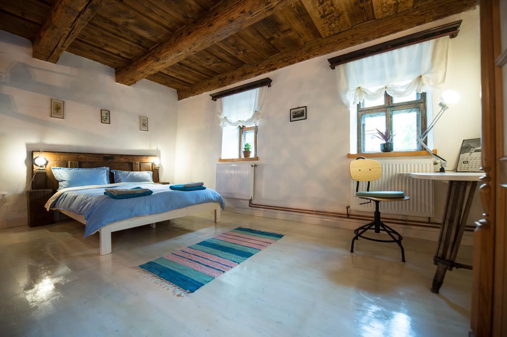 Apartment Bike House - 250-year-old Restored House In A Quiet Area