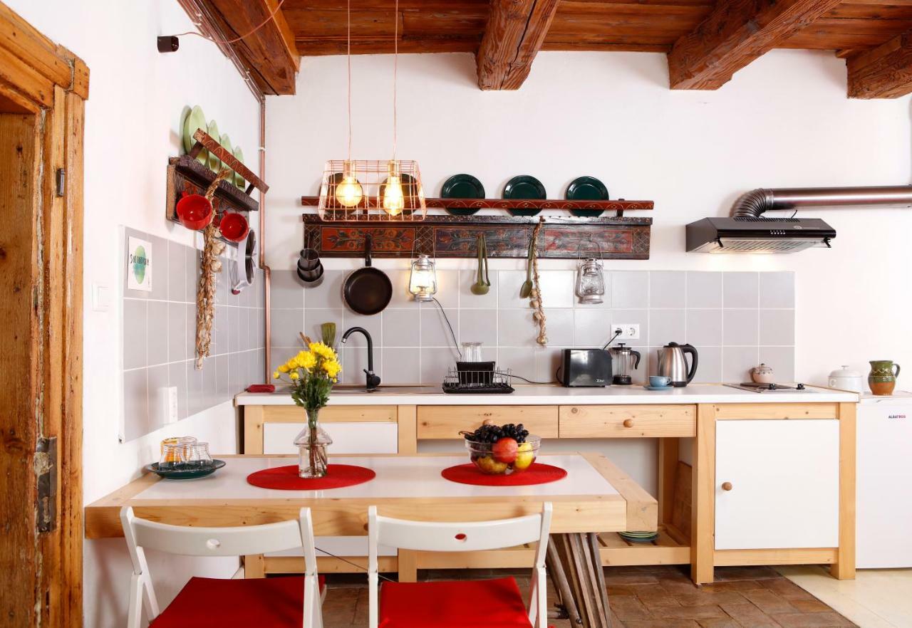 Apartment Bike House - 250-year-old Restored House In A Quiet Area